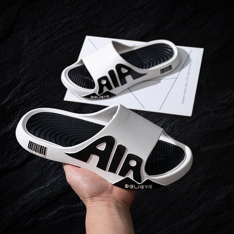 Men's sandals and slippers for men in summer, wear-resistant, soft-soled, non-slip and deodorizing, large-size slippers for men in summer and home use