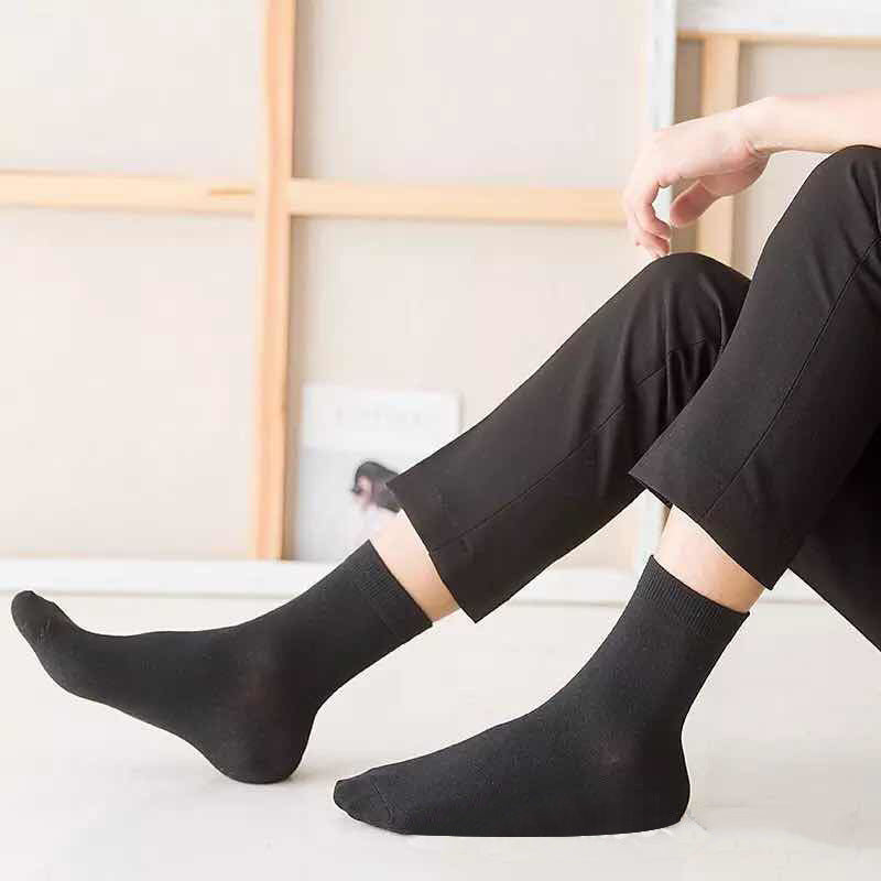 Individually packed socks men autumn and winter solid color men's cotton socks men's socks wholesale sports long tube socks men